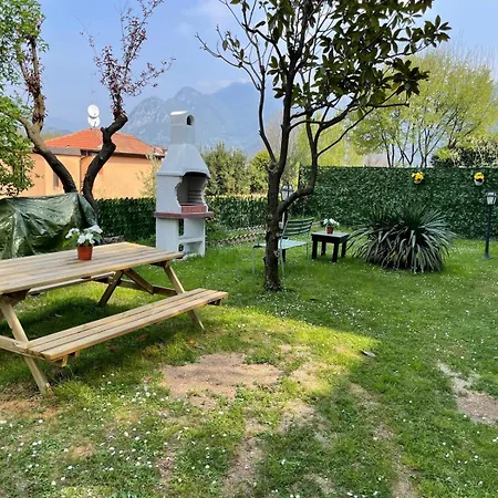 Garda Garden Apartment *